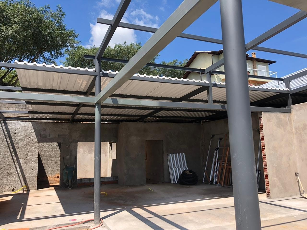 Cobertura metálica industrial — Obras Telhas Brasil
